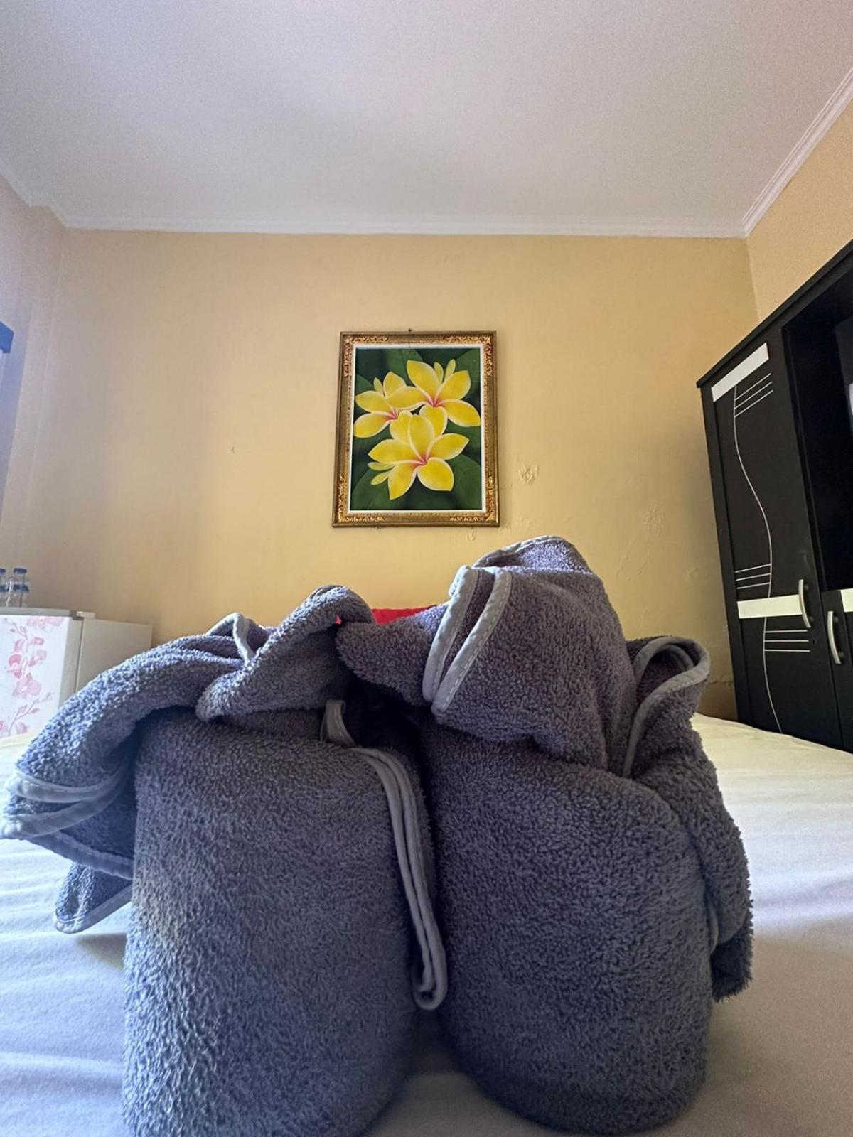 Sari Buana Bed & Breakfast Kuta  Luaran gambar