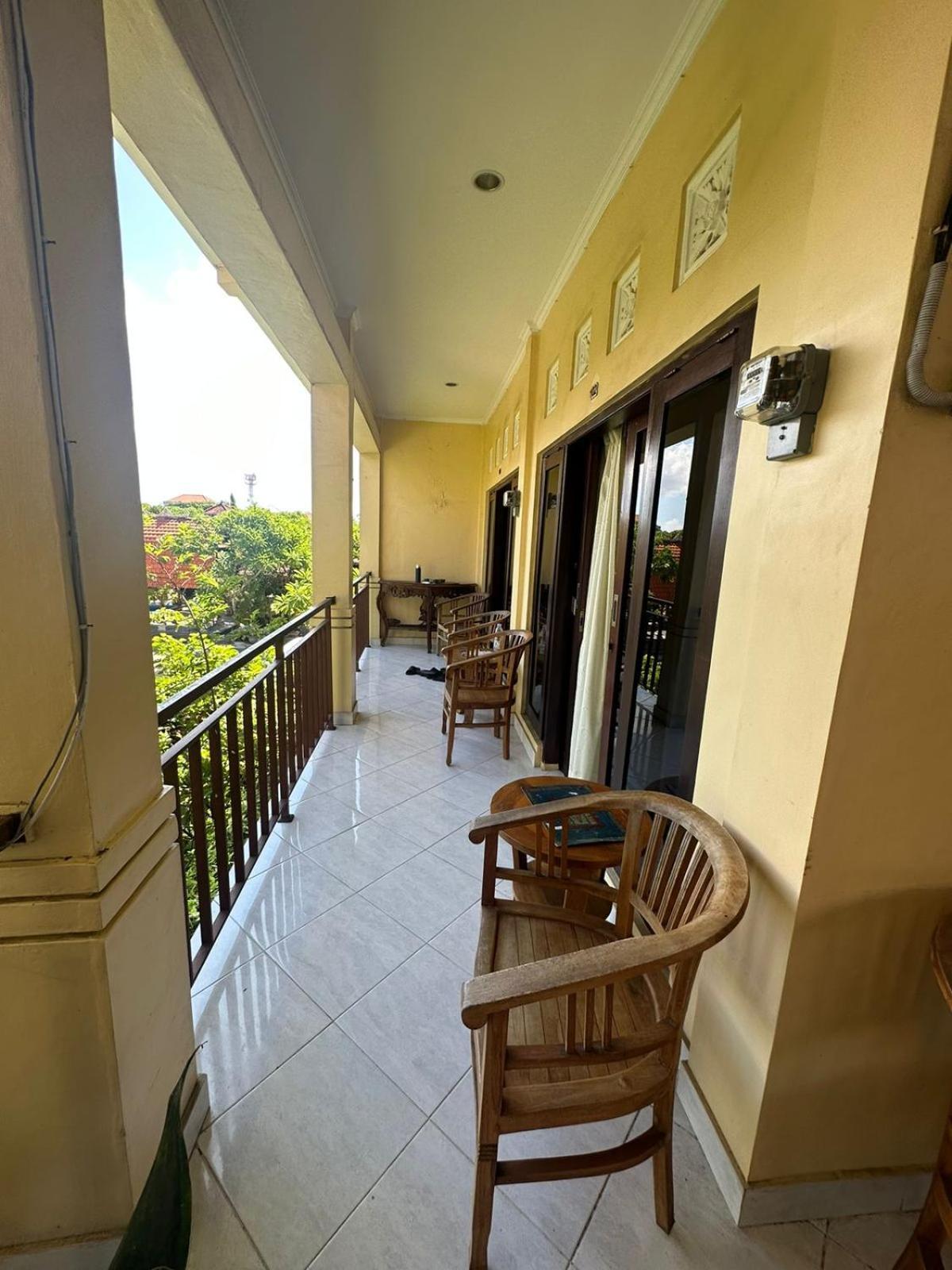 Sari Buana Bed & Breakfast Kuta  Luaran gambar
