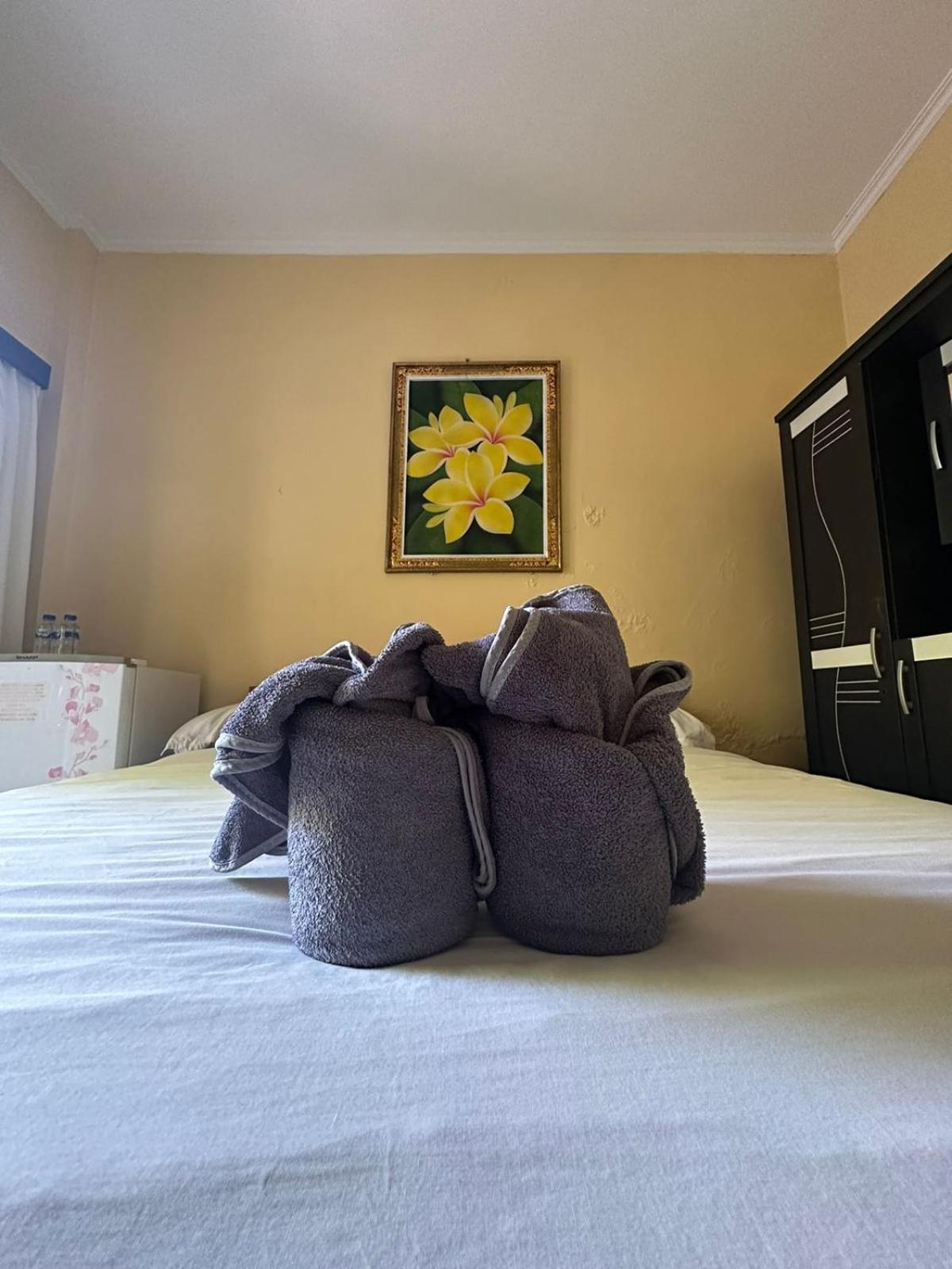 Sari Buana Bed & Breakfast Kuta  Luaran gambar
